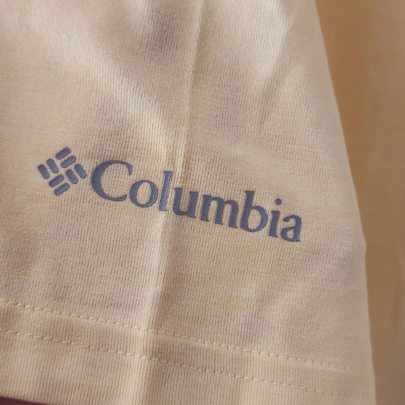 Columbia Women's  Yellow T-Shirt - Picture 5 of 5
